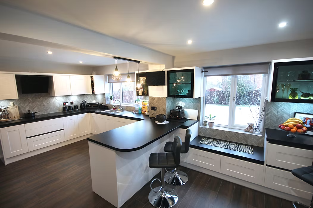 Painting & Decorating